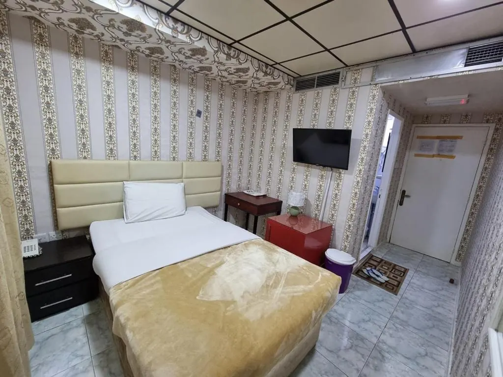 Single Room - West Hotel